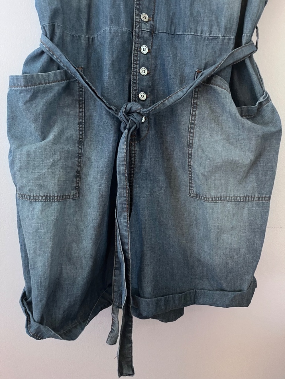 Eloquii Elements Lightweight Denim Belted Shorts Romper Short Sleeve Size 20 - Picture 6 of 10